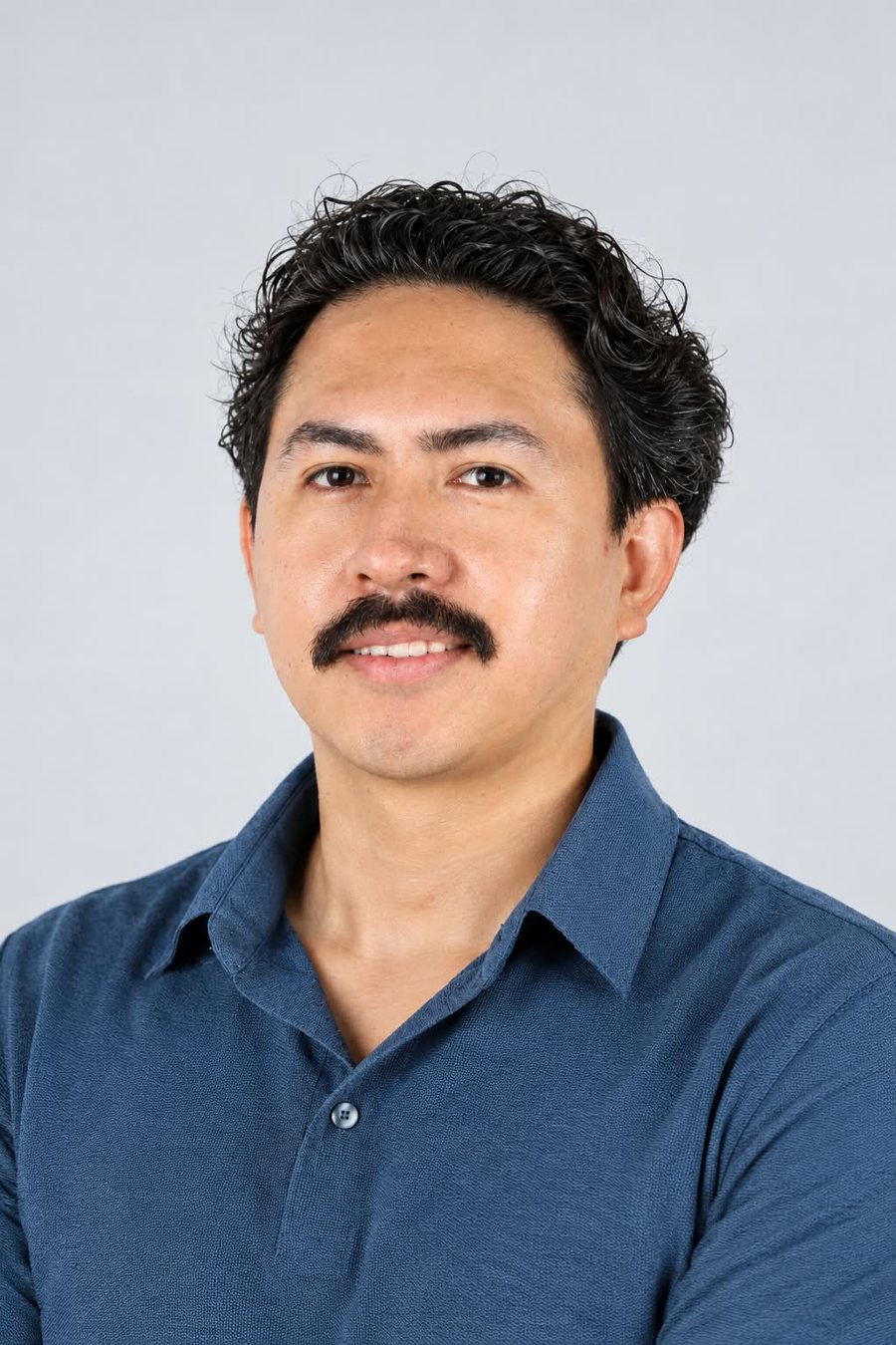 Portrait of Ariel Bailón